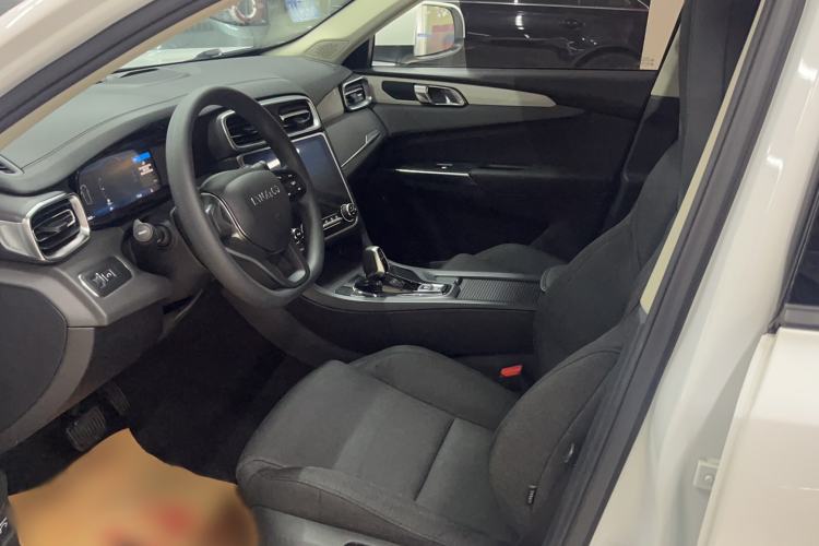 Used Lynk & Co 01 2019 2.0T Two-Wheel Drive Pure Version China VI Standard Interior 1