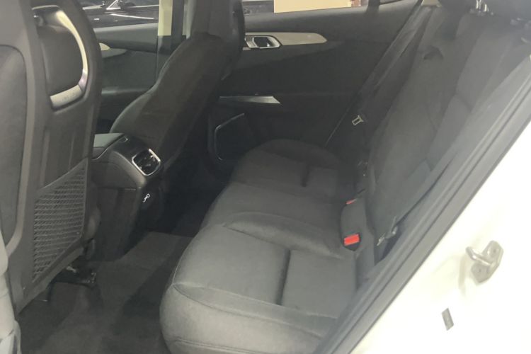 Used Lynk & Co 01 2019 2.0T Two-Wheel Drive Pure Version China VI Standard Interior 2