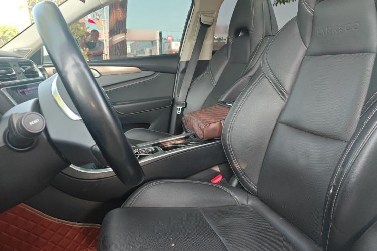 Used Lynk & Co 01 2019 2.0T Two-Wheel-Drive Pro Version China VI Standard Left Front Seat