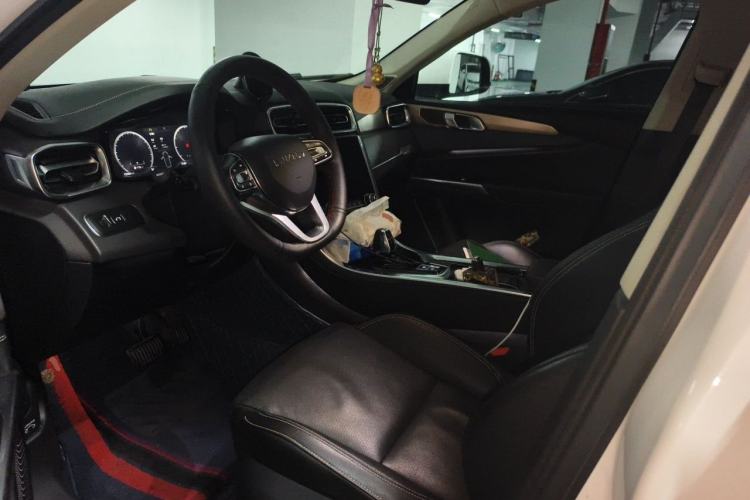 Used Lynk & Co 01 2019 2.0T Two-Wheel-Drive Pro Version China VI Standard Left Front Seat