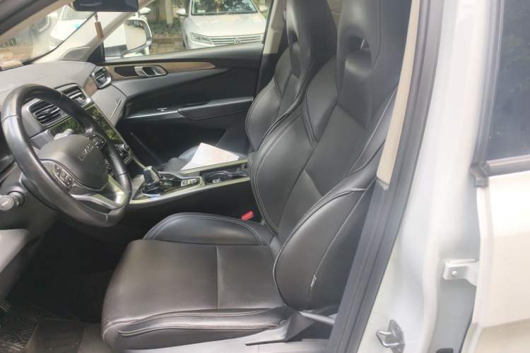 Used Lynk & Co 01 2019 2.0T Two-Wheel-Drive Pro Version China VI Standard Left Front Seat