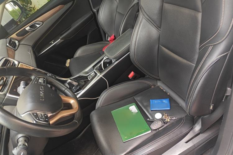 Used Lynk & Co 01 2019 2.0T Two-Wheel-Drive Pro Version China VI Standard Left Front Seat