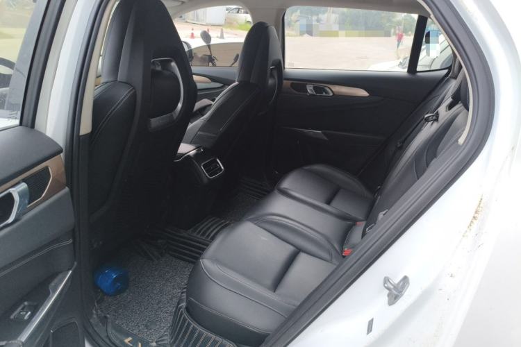 Used Lynk & Co 01 2019 2.0T Two-Wheel-Drive Version China VI Standard Left Rear Seat