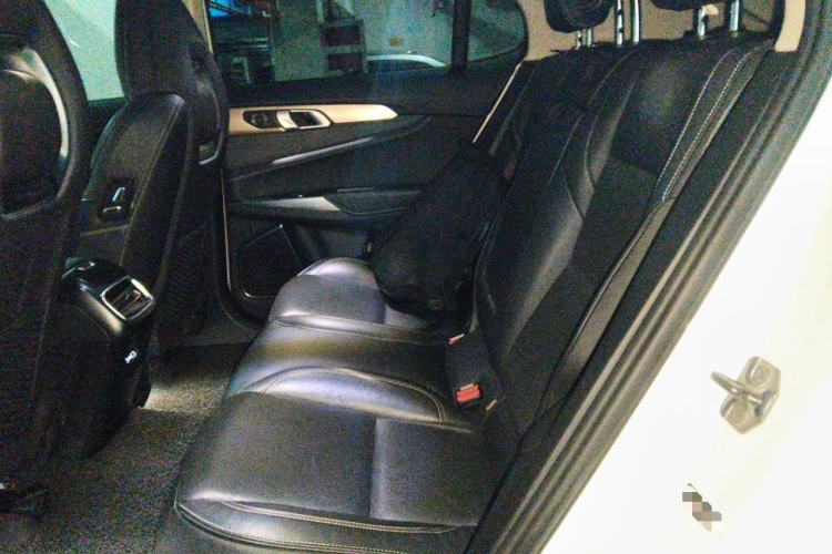 Used Lynk & Co 01 2019 2.0T Two-Wheel-Drive Pro Version China V Standard Left Rear Seat