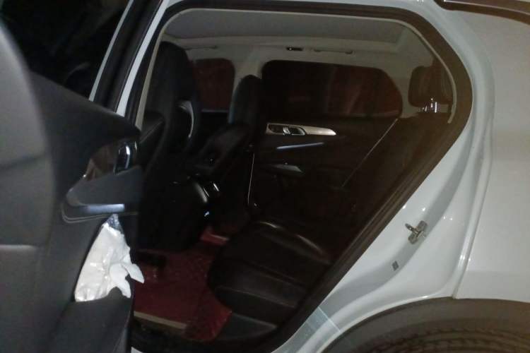 Used Lynk & Co 01 2019 2.0T Two-Wheel-Drive Pro Version China V Standard Left Rear Seat