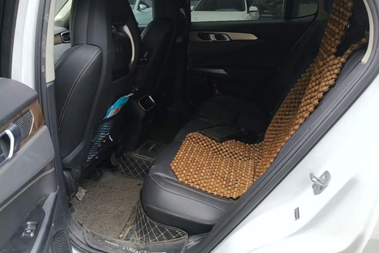 Used Lynk & Co 01 2019 2.0T Two-Wheel-Drive Pro Version China VI Standard Left Rear Seat