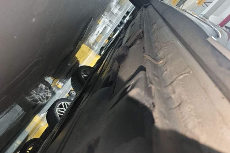Used Lynk & Co 01 2019 2.0T Two-Wheel-Drive Pro Version China VI Standard Left Side Sill