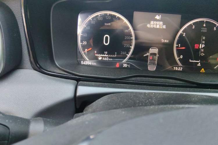 Used Lynk & Co 01 2019 2.0T Two-Wheel-Drive Pro Version China VI Standard Odometer Close Up