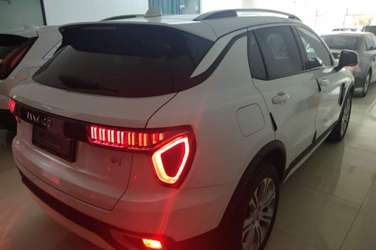 Used Lynk & Co 01 2019 2.0T Two-Wheel-Drive Pro Version China VI Standard Rear Right 45 Deg