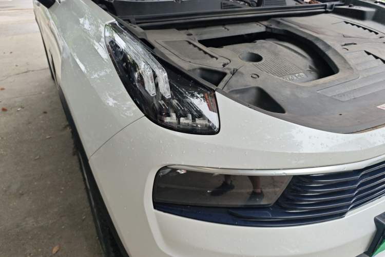 Used Lynk & Co 01 2019 2.0T Two-Wheel-Drive Pro Version China VI Standard Right Front Headlight