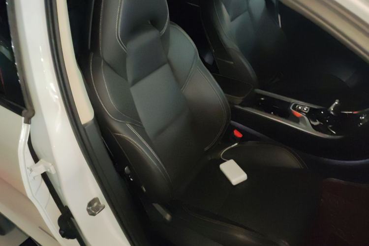 Used Lynk & Co 01 2019 2.0T Two-Wheel-Drive Pro Version China VI Standard Right Front Seat