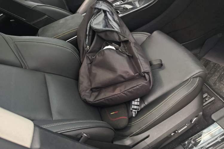Used Lynk & Co 01 2019 2.0T Two-Wheel-Drive Pro Version China VI Standard Right Front Seat