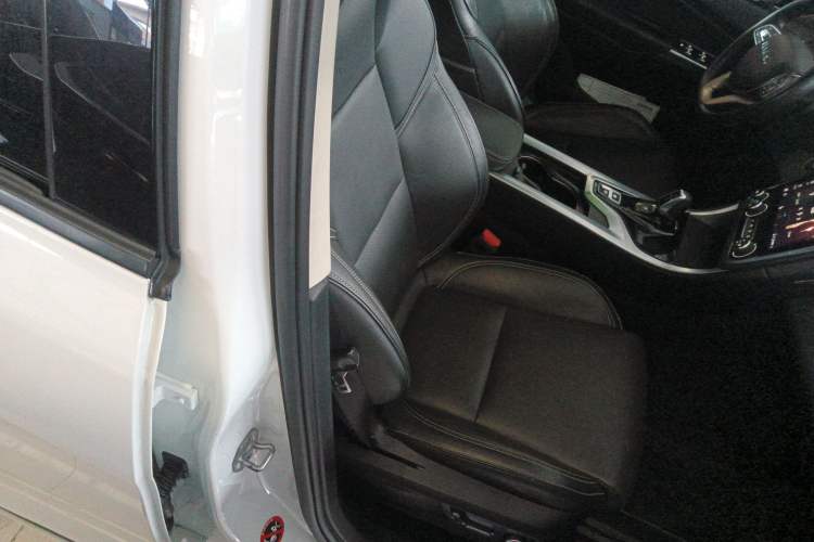 Used Lynk & Co 01 2019 2.0T Two-Wheel-Drive Pro Version China V Standard Right Front Seat
