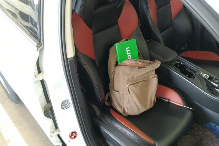 Used Lynk & Co 01 2019 2.0T Two-Wheel Drive Pure Version China VI Standard Right Front Seat