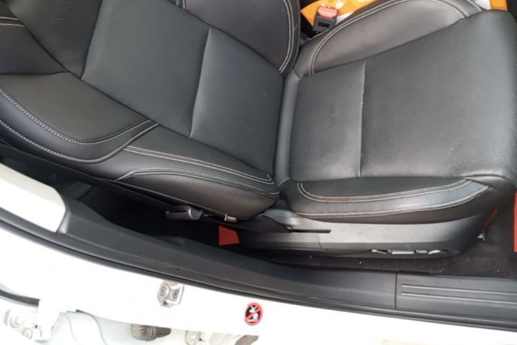 Used Lynk & Co 01 2019 2.0T Two-Wheel-Drive Pro Version China VI Standard Right Front Seat