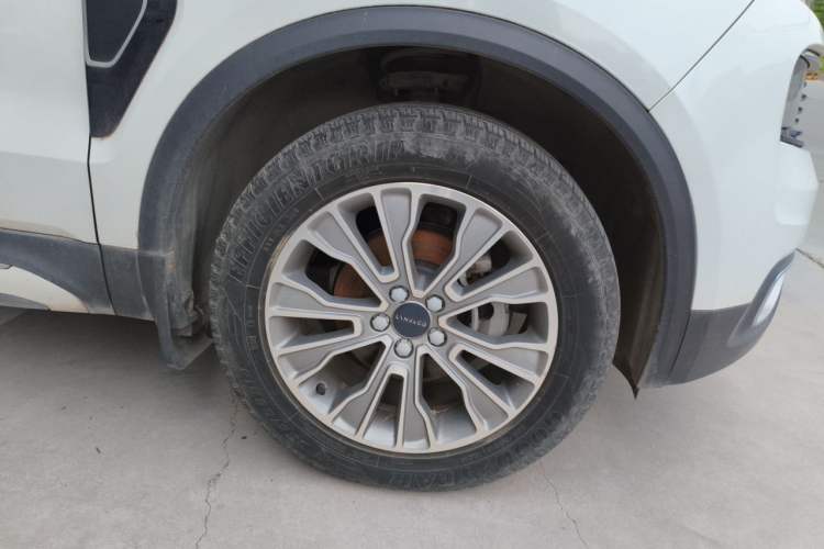 Used Lynk & Co 01 2019 2.0T Two-Wheel-Drive Version China VI Standard Right Front Wheel Hub
