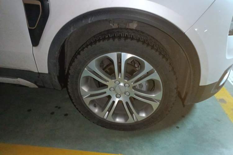 Used Lynk & Co 01 2019 2.0T Two-Wheel-Drive Pro Version China V Standard Right Front Wheel Hub