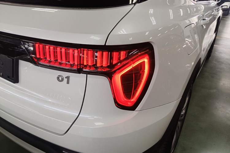 Used Lynk & Co 01 2019 2.0T Two-Wheel-Drive Pro Version China VI Standard Right Rear Taillight