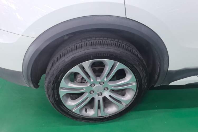 Used Lynk & Co 01 2019 2.0T Two-Wheel-Drive Pro Version China VI Standard Right Rear Wheel Hub