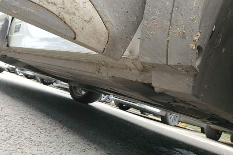 Used Lynk & Co 01 2019 2.0T Two-Wheel-Drive Pro Version China VI Standard Right Side Sill