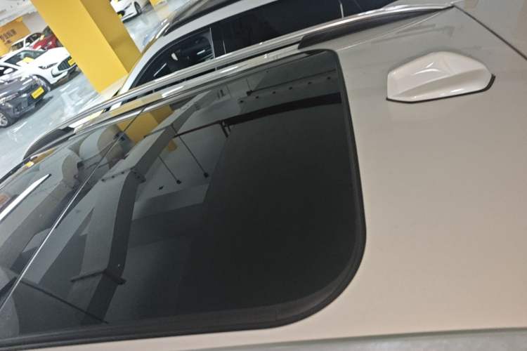 Used Lynk & Co 01 2019 2.0T Two-Wheel-Drive Pro Version China VI Standard Roof