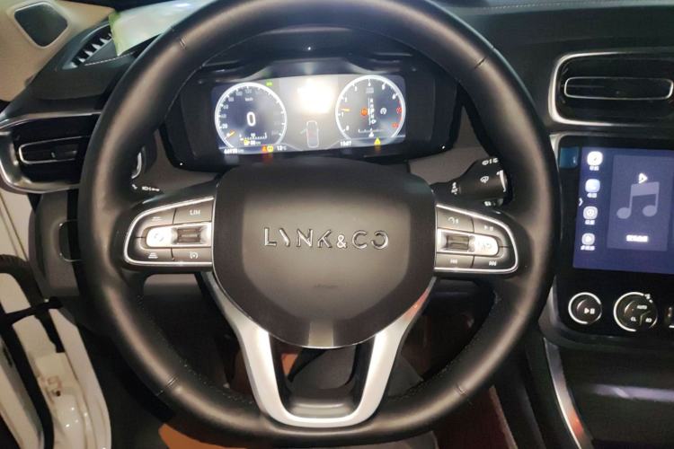 Used Lynk & Co 01 2019 2.0T Two-Wheel-Drive Pro Version China VI Standard Steering Wheel