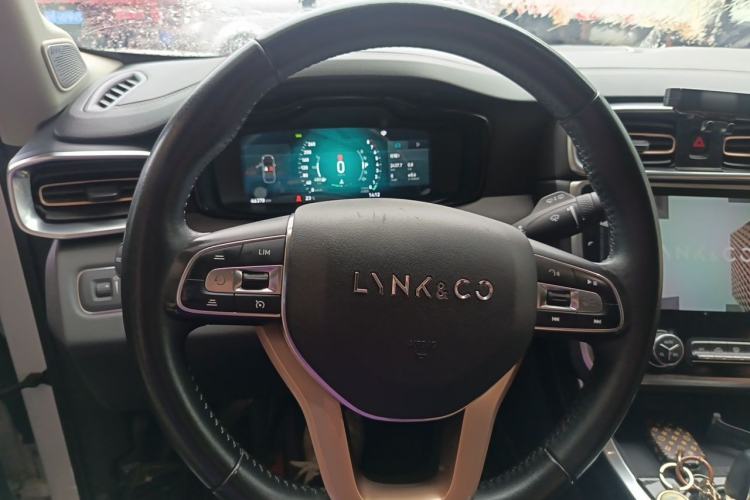 Used Lynk & Co 01 2019 2.0T Two-Wheel-Drive Pro Version China V Standard Steering Wheel