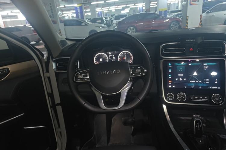 Used Lynk & Co 01 2019 2.0T Two-Wheel-Drive Pro Version China VI Standard Steering Wheel