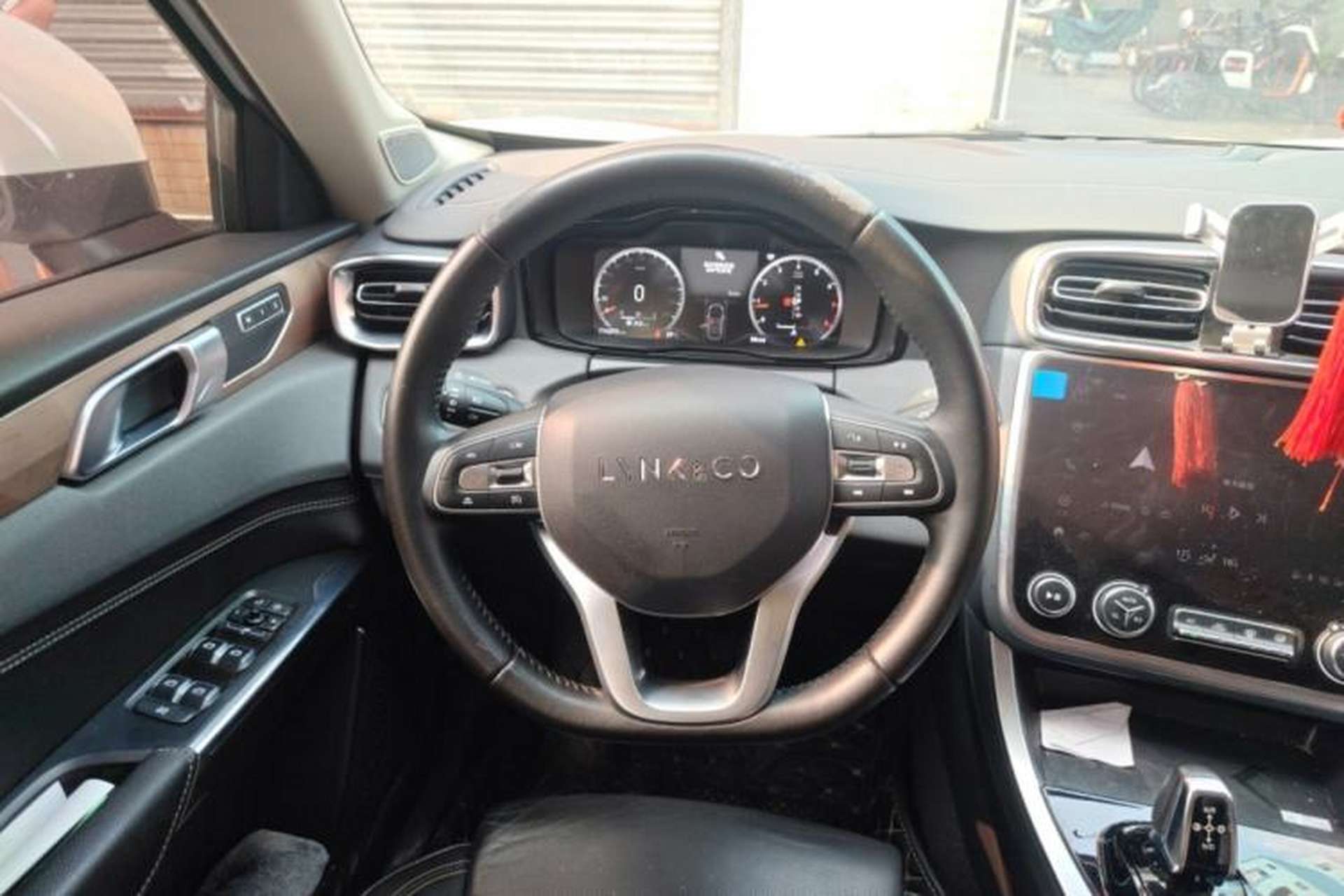 Used Lynk & Co 01 2019 2.0T Two-Wheel-Drive Pro Version China VI Standard Steering Wheel