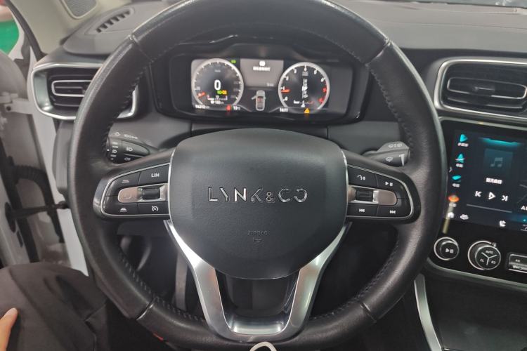 Used Lynk & Co 01 2019 2.0T Two-Wheel-Drive Pro Version China VI Standard Steering Wheel