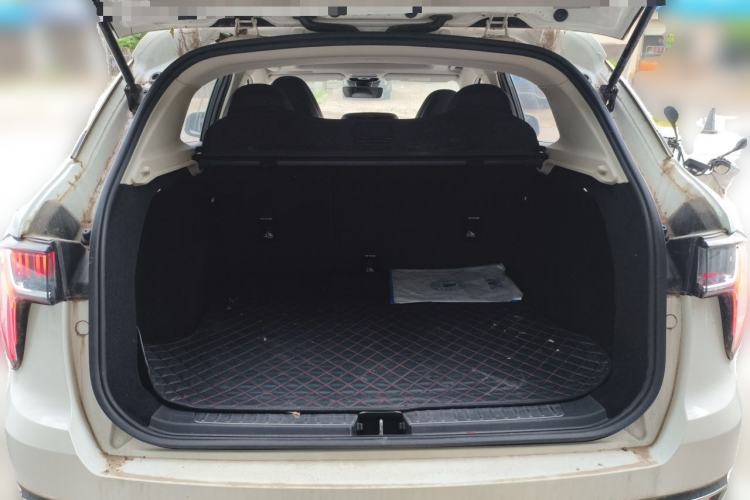 Used Lynk & Co 01 2019 2.0T Two-Wheel-Drive Version China VI Standard Trunk