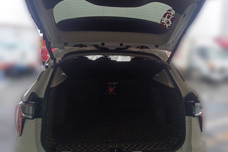 Used Lynk & Co 01 2019 2.0T Two-Wheel-Drive Pro Version China V Standard Trunk