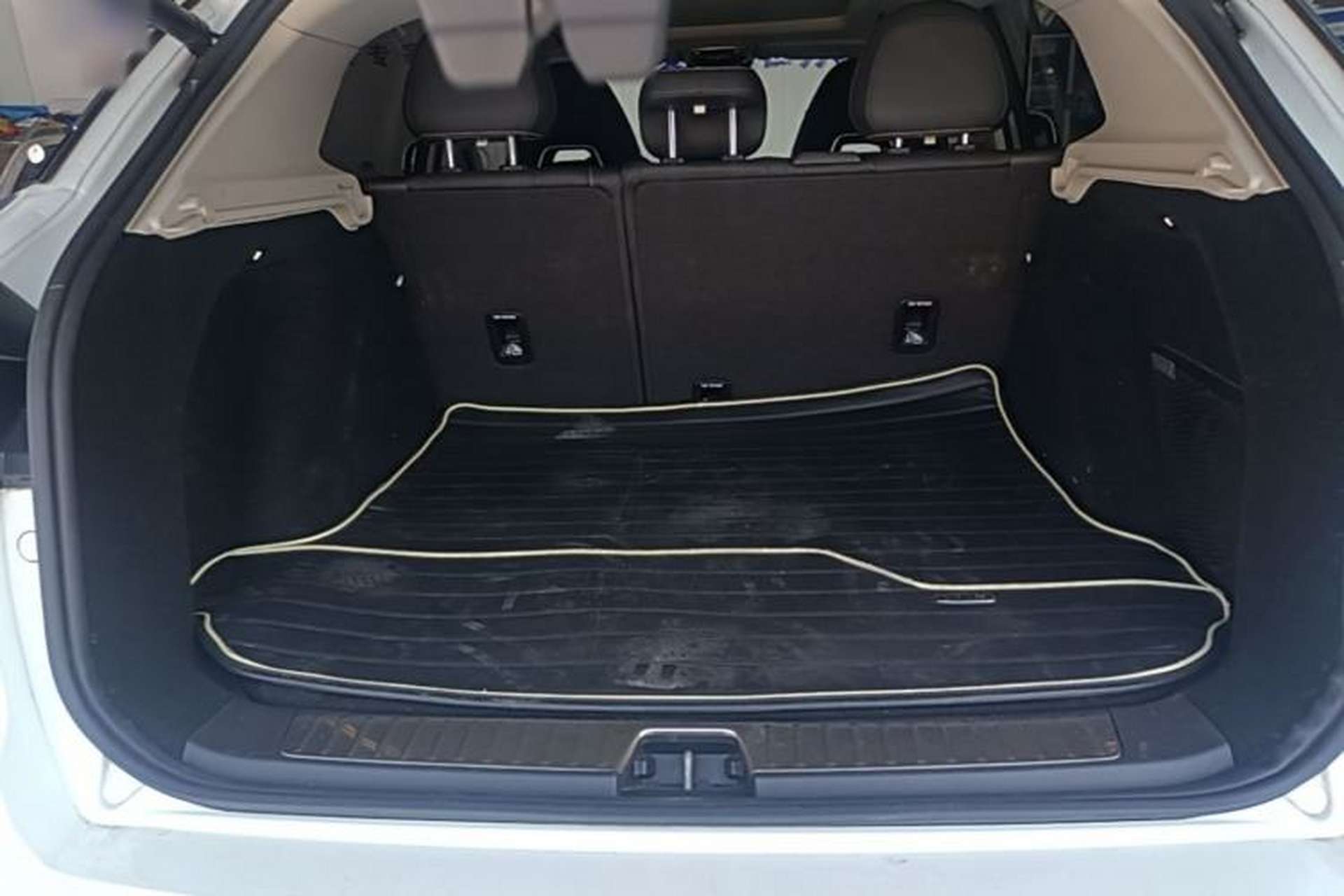 Used Lynk & Co 01 2019 2.0T Two-Wheel-Drive Pro Version China VI Standard Trunk