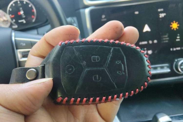 Used Lynk & Co 01 2019 2.0T Two-Wheel-Drive Pro Version China VI Standard Vehicle Key