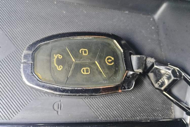 Used Lynk & Co 01 2019 2.0T Two-Wheel-Drive Pro Version China VI Standard Vehicle Key