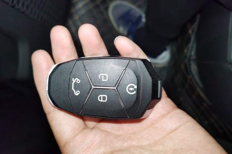 Used Lynk & Co 01 2019 2.0T Two-Wheel-Drive Pro Version China VI Standard Vehicle Key