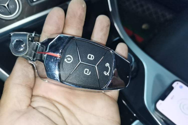 Used Lynk & Co 01 2019 2.0T Four-Wheel Drive Genie Pro Version China V Emission Standard Vehicle Key