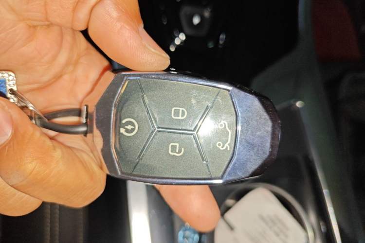 Used Lynk & Co 01 2019 2.0T Two-Wheel-Drive Pro Version China V Standard Vehicle Key