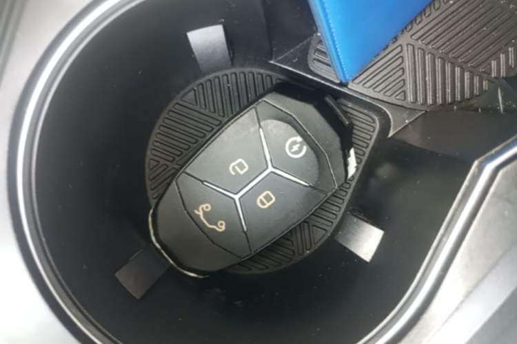 Used Lynk & Co 01 2019 2.0T Two-Wheel-Drive Pro Version China VI Standard Vehicle Key