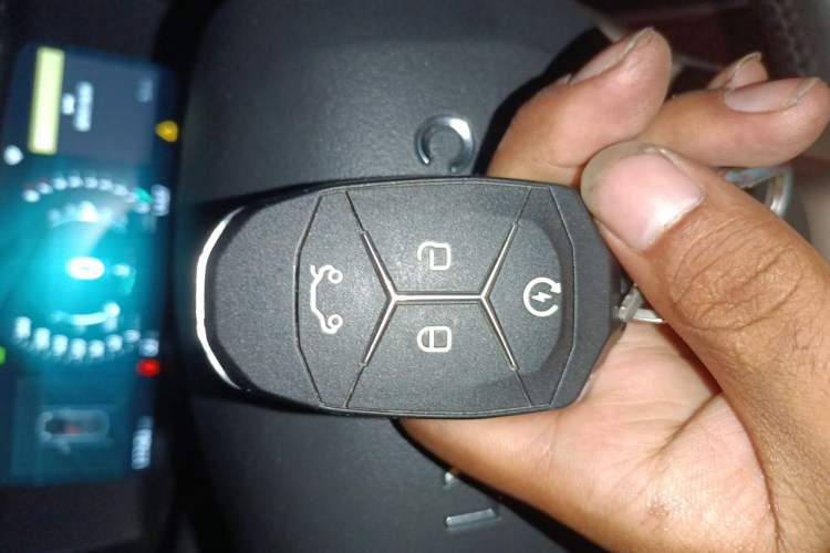 Used Lynk & Co 01 2019 2.0T Two-Wheel-Drive Pro Version China V Standard Vehicle Key
