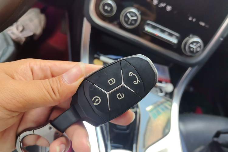 Used Lynk & Co 01 2019 2.0T Two-Wheel-Drive Pro Version China V Standard Vehicle Key