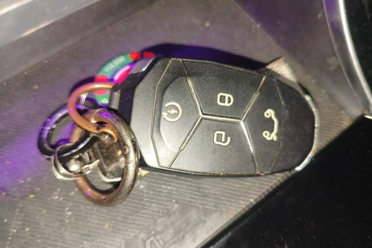 Used Lynk & Co 01 2019 2.0T Two-Wheel-Drive Pro Version China VI Standard Vehicle Key