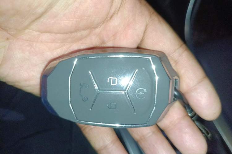 Used Lynk & Co 01 2019 2.0T Two-Wheel-Drive Pro Version China V Standard Vehicle Key