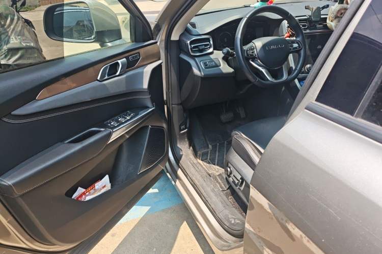 Used Lynk & Co 01 2019 2.0T Two-Wheel Drive Zhaopu Version China VI Standard Driver Seat