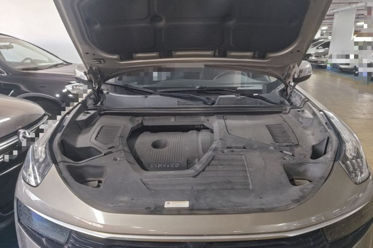 Used Lynk & Co 01 2019 2.0T Two-Wheel-Drive Pro Version China VI Standard Engine Bay