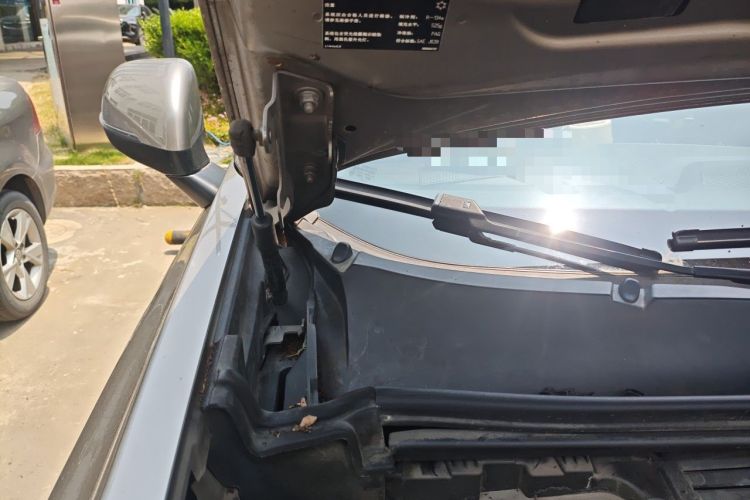 Used Lynk & Co 01 2019 2.0T Two-Wheel Drive Zhaopu Version China VI Standard Engine Bay Right