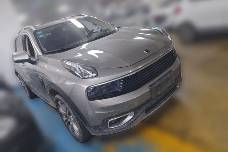 Used Lynk & Co 01 2019 2.0T Two-Wheel-Drive Pro Version China VI Standard Front Right 45 Deg