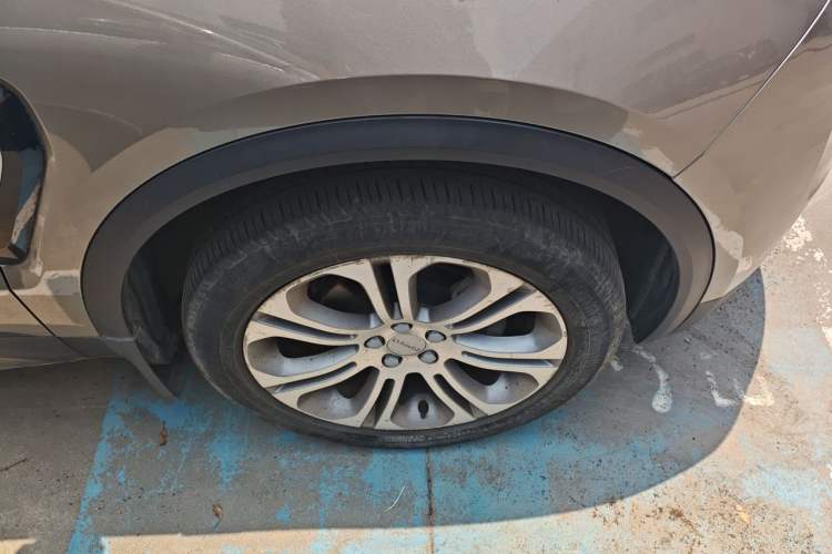 Used Lynk & Co 01 2019 2.0T Two-Wheel Drive Zhaopu Version China VI Standard Right Front Wheel Hub