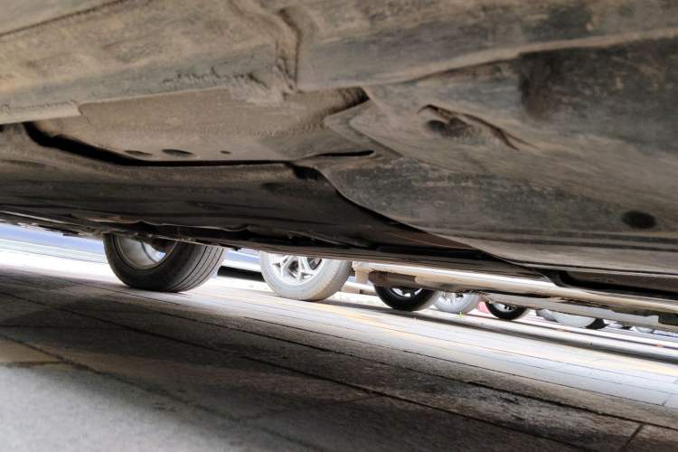 Used Lynk & Co 01 2020 2.0T Two-Wheel Drive Pure Pro Version China VI Standard Chassis Rear Left