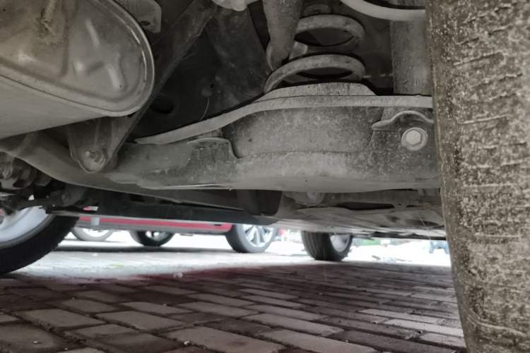 Used Lynk & Co 01 2020 2.0T Two-Wheel Drive Pure Pro Version China VI Standard Chassis Rear Right